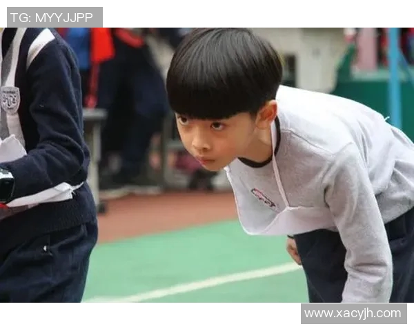 为荣耀而战凝聚力量燃动绿茵点燃激情共创辉煌新赛季梦想